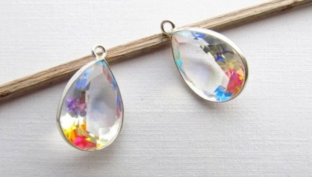 Everything you need to know about rainbow quartz