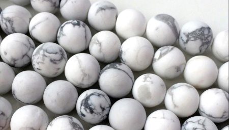 All about stone cacholong