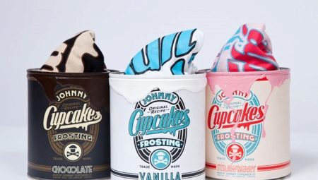 How beautiful to fold a t-shirt as a gift?