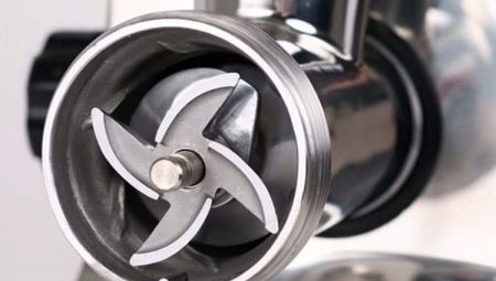 How to put a knife in a meat grinder?