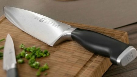 Features, types and rules for the selection of chef knives