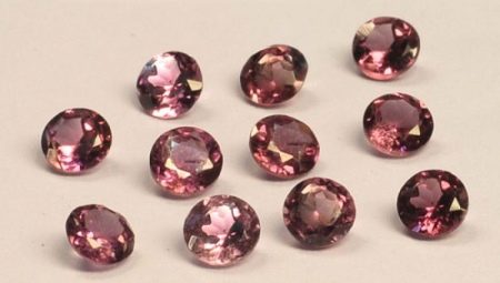 Rhodolite: what it is, varieties and properties