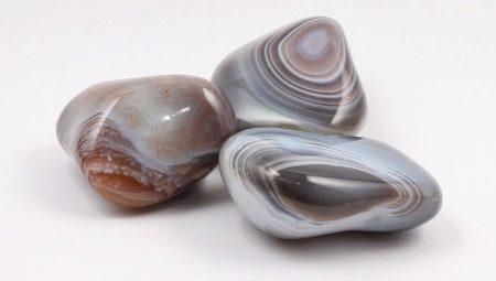 Gray Agate: Description, Properties and Applications