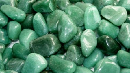 ทุกอย่างเกี่ยวกับ aventurine สีเขียว
