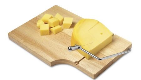 Cheese cutting boards: types and nuances of choice