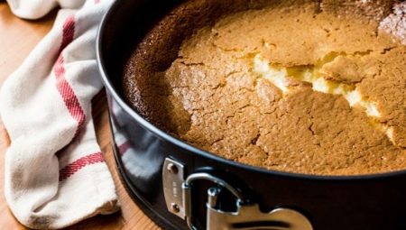 Forms for baking cakes: what are and how to choose?