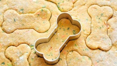 How to make treats for dogs with their own hands?