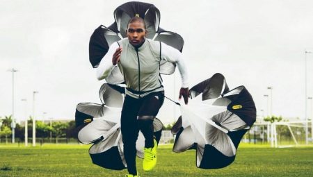 Purpose and features of the choice of a parachute for running