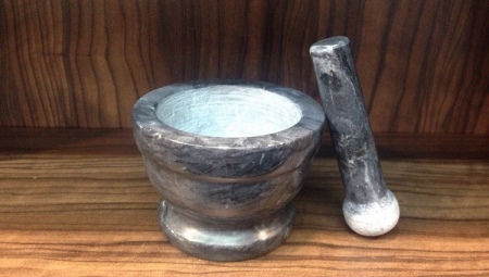 Spice mortars: what are and how to choose them?