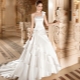 Magnificent wedding dress with a train - an outfit worthy of queens