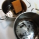 How to effectively clean a burnt stainless steel pot?