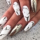 How to make a stylish marble manicure at home?