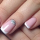 Ideas design gentle manicure with sparkles
