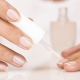 Features colorless manicure