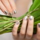 What are the features of nail foil and how to use it?