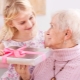 What to give a grandmother on the anniversary?
