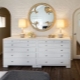 Commode in the bedroom: views and recommendations for selection