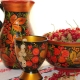Tableware with painted Khokhloma: features and types