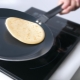 Pancake pans: what are and how to choose them?