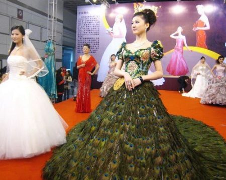 Wedding dress from peacock feathers