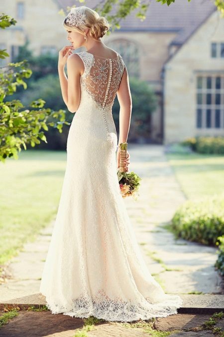 Wedding dress long with an open back