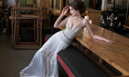 White long sexy wedding dress