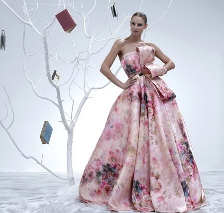 Evening fluffy color dress