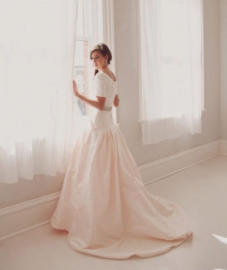 Modest wedding dress with closed back
