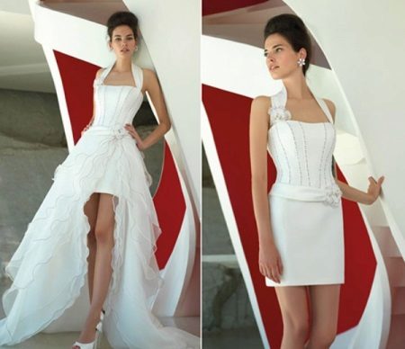 Wedding dress with a removable train