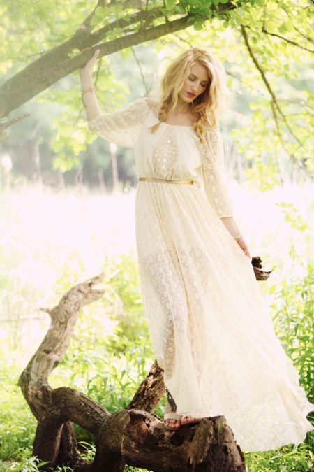 Rustic Lace Wedding Dress