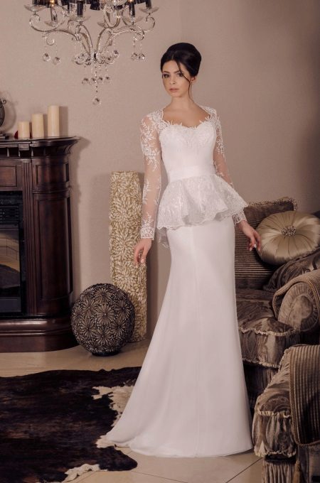 Wedding dress from Viktoria Karandasheva with basky