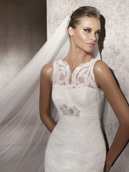 Wedding dress with illusion neckline sleeveless