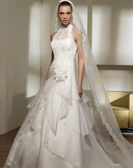 American armchair wedding dress
