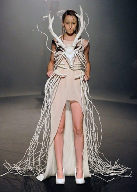 Wedding dress with horns