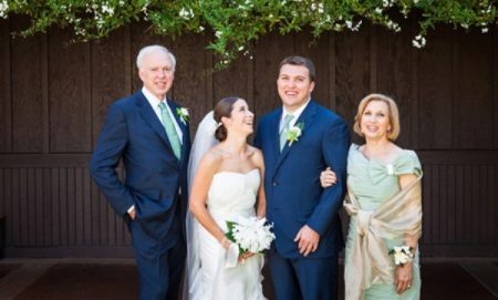 Green evening dress for the groom's mother