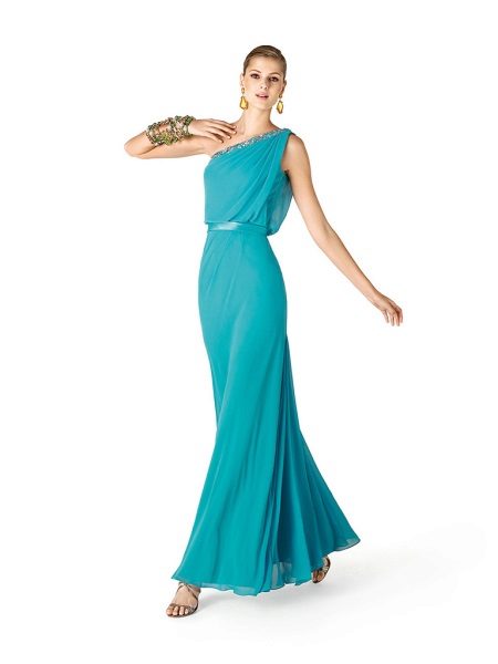 Accessories for the evening Greek dress