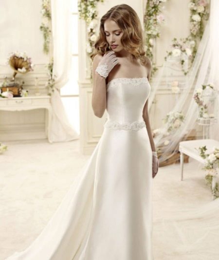Satin wedding dress magnificent
