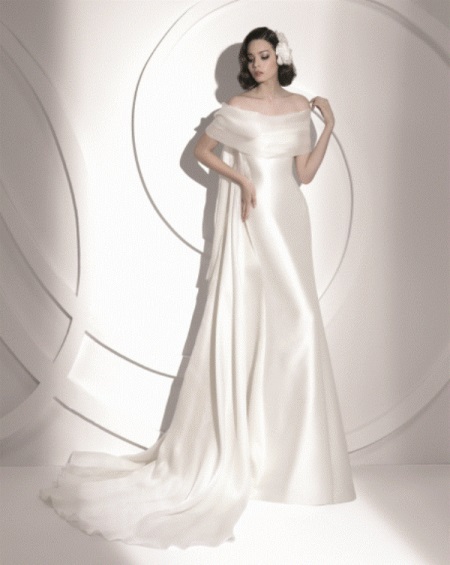 Satin wedding dress straight