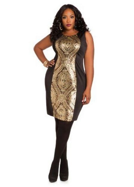 Evening dress for the full with gold inset