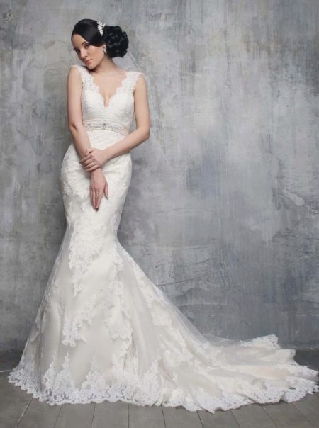 Wedding dress mermaid wedding with a loop