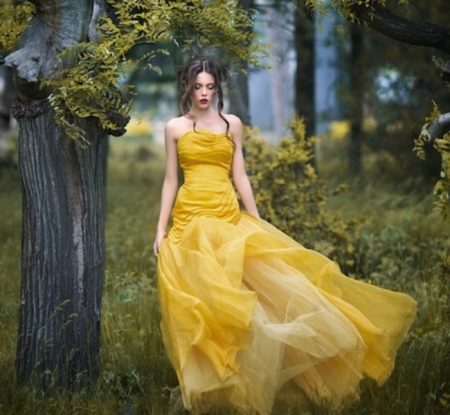 Magnificent evening dress made of chiffon