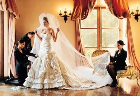 Wedding dress by Melanie Knaus