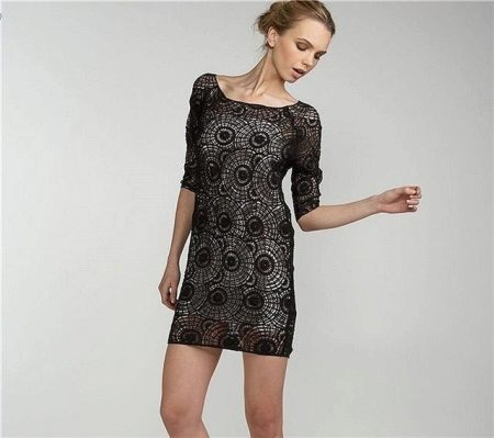 Ribbon lace short evening dress