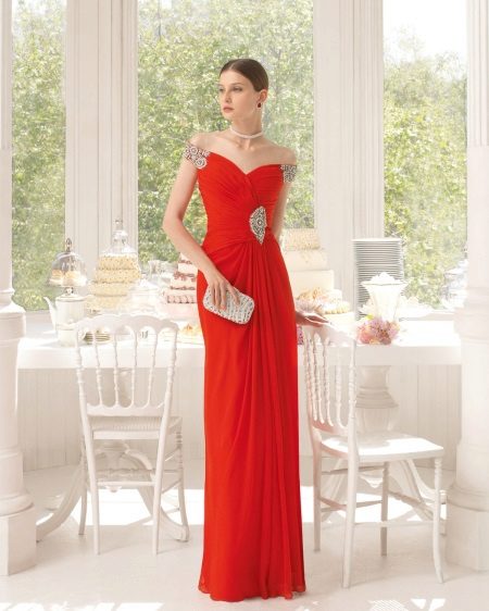 Red dress in the Greek style from Aire Barcelona