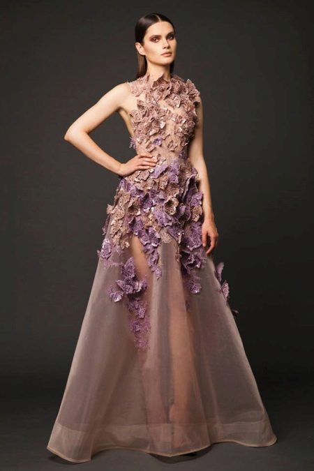 ชุดราตรีปุยนุ่มนวล