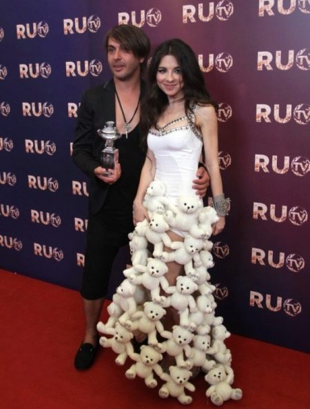 Evening dress from bears