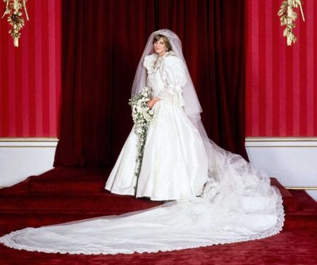 Wedding dress expensive Princess Diana