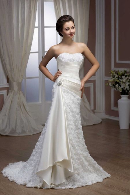 Wedding dress from the collection of Pearl from Hadassah
