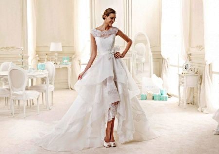 Wedding dress symmetrical with a train