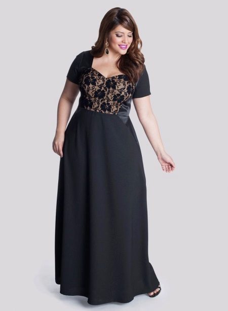 Evening dress for the full with lace top